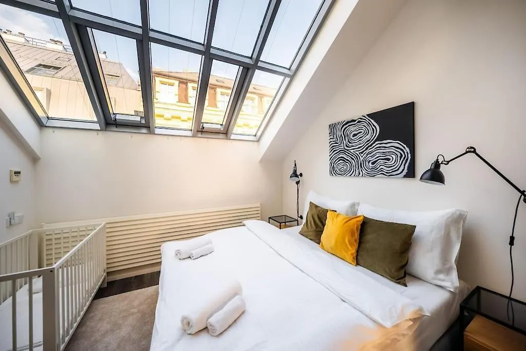 Appartement 5Br+2Bath Old Town Loft Luxe Brickhouse, A/C à Prague